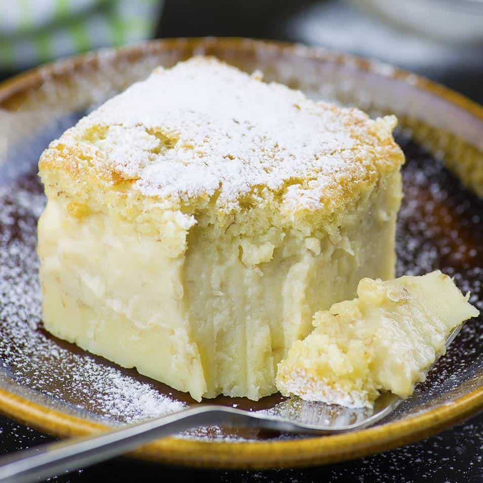 おまとめ　Middle Banana Magic Easy Banana Magic Cake | A Layered Custard Cake Recipe with Bananas